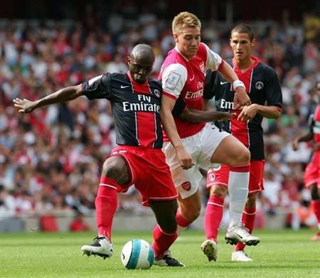 项目, 日主场迎战