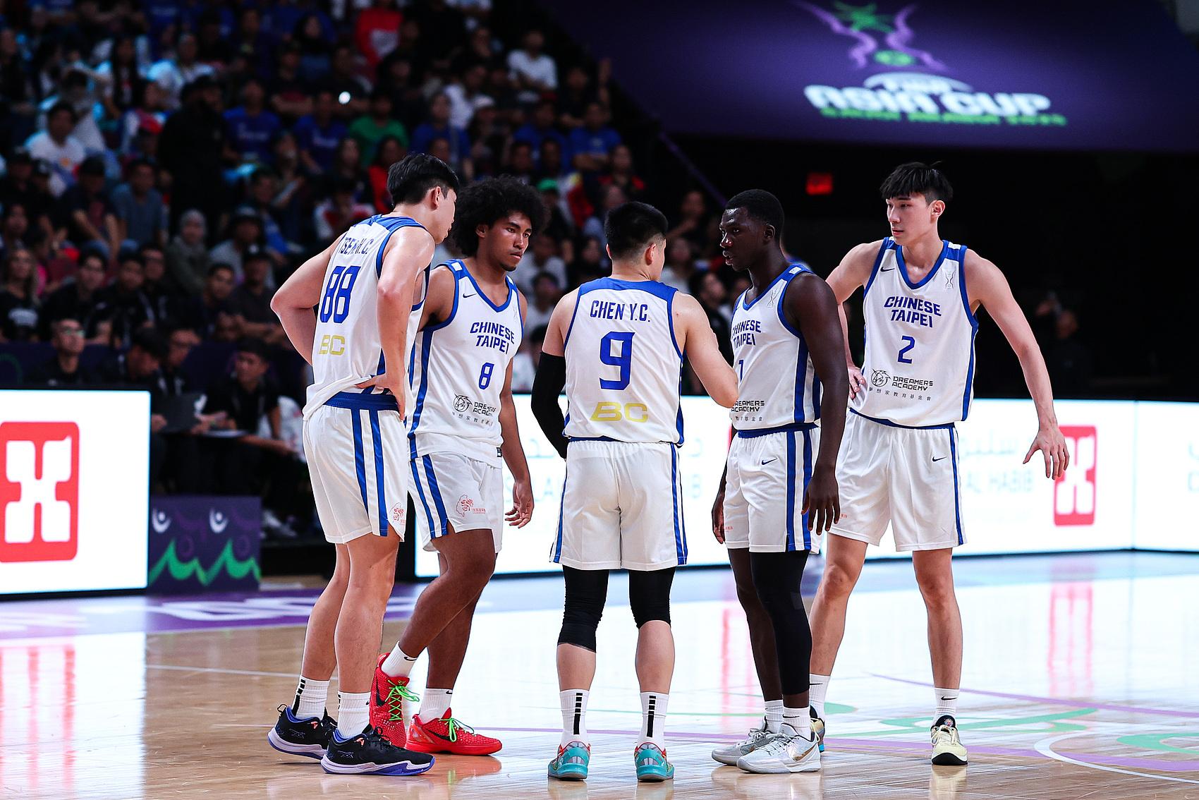 出色的刘铮, 而伊朗代表