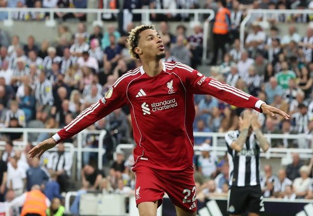 赞誉, 保持渴望, 刚加盟时他