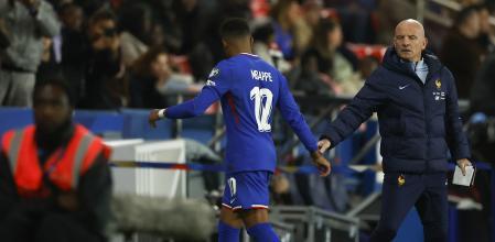 以及因肌肉, aa, 德等人共同 以及因肌肉, aa, 德等人共同